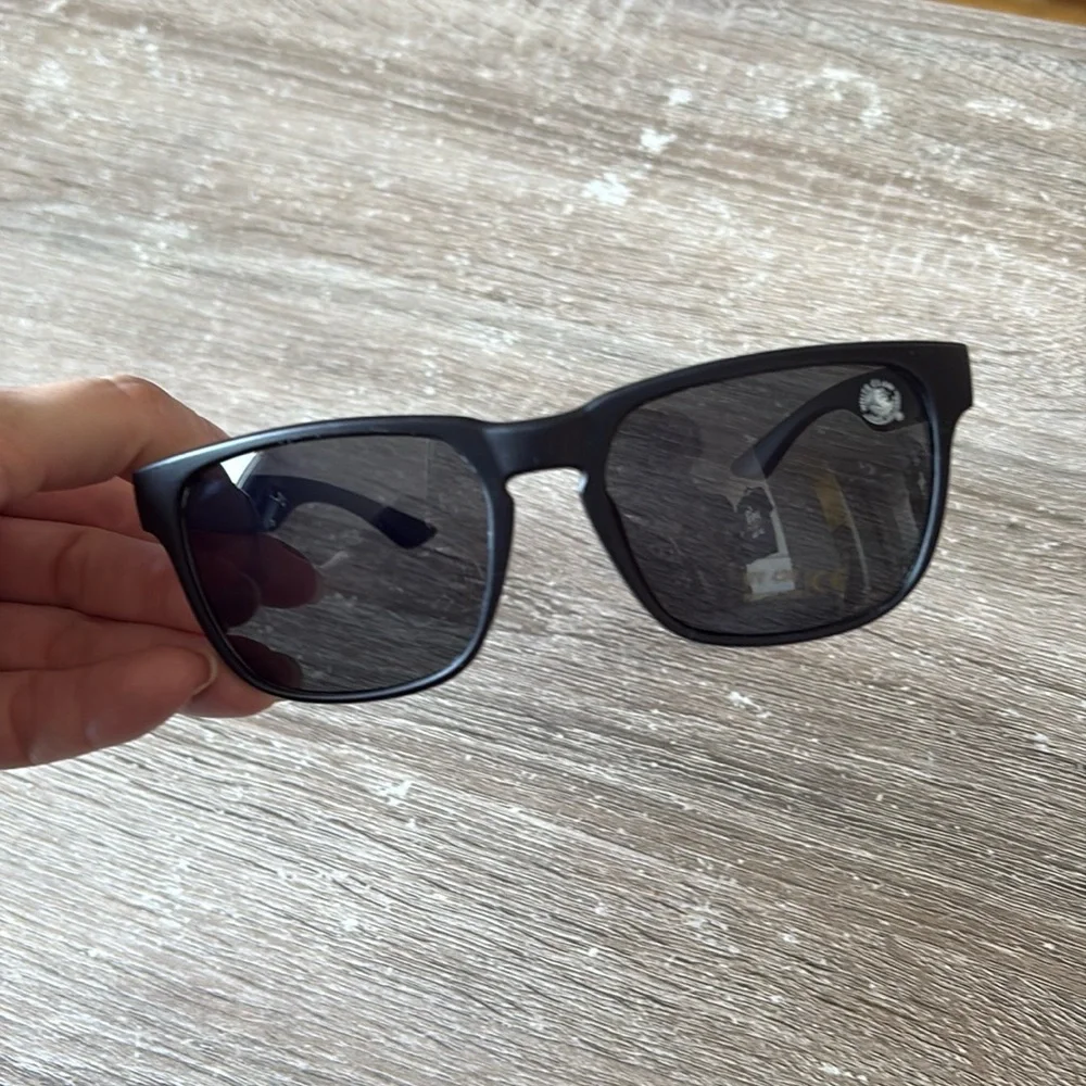 White Claw Sunglasses Unisex